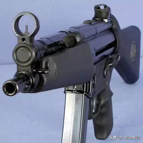 mp5冲锋枪能打死大型动物吗,反恐利器mp5弹鼓式冲锋枪
