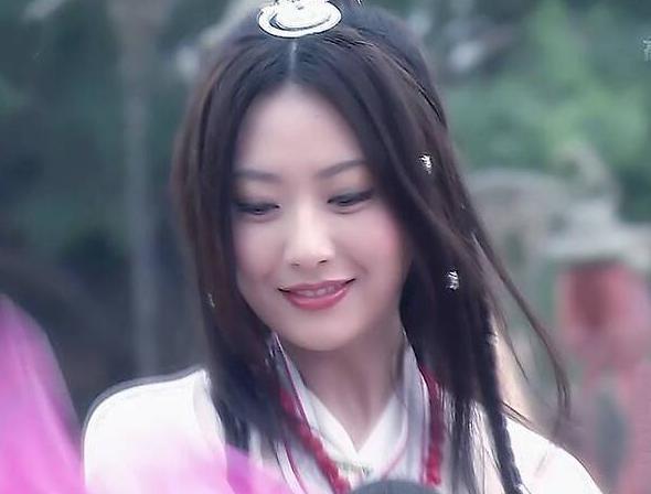 从玉漱到萧美娘，背靠资源难“翻红”的*冰白**：当红隐退后悔了吗？
