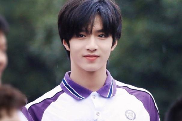 初中生身高多少才算合格,中学生身高表