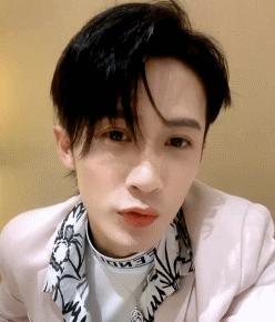 檀健次景甜互动,为什么檀健次被称为男版景甜