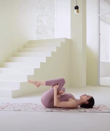 耻骨分离胯宽怎么锻炼变窄,耻骨突出自己在家怎么矫正