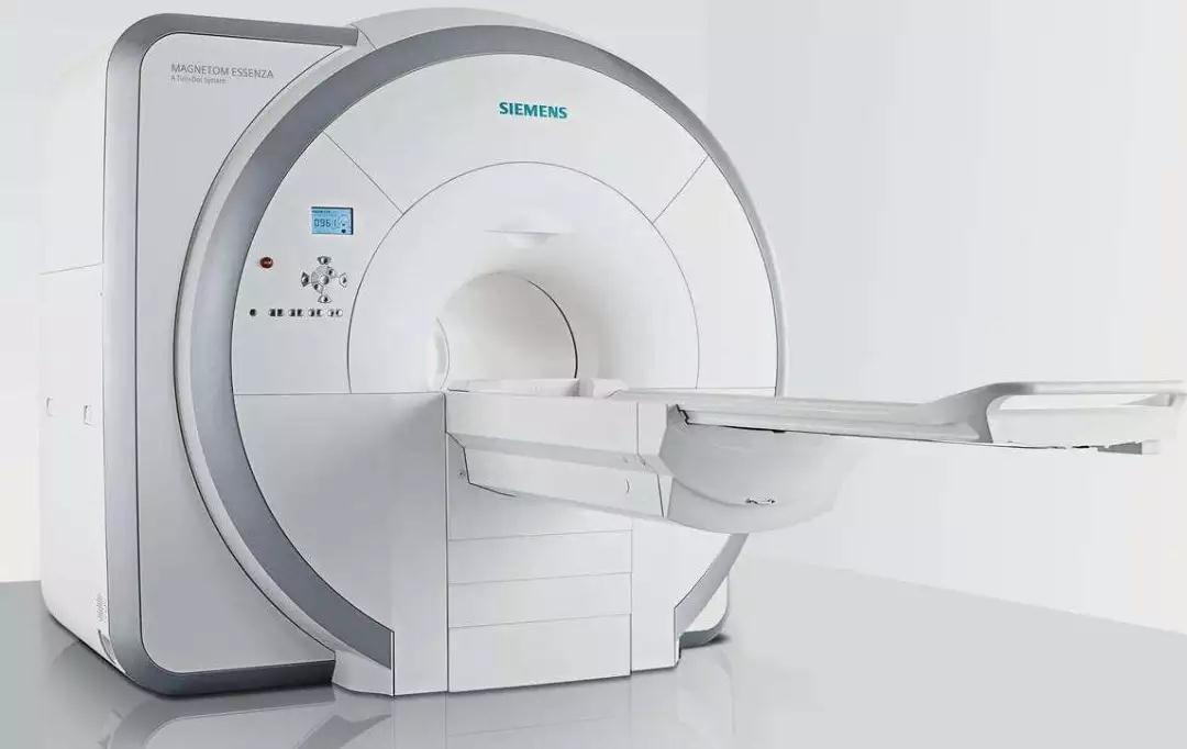 颈椎病肩周炎手臂抬起无力,肩膀疼胳膊抬不起来是颈椎病