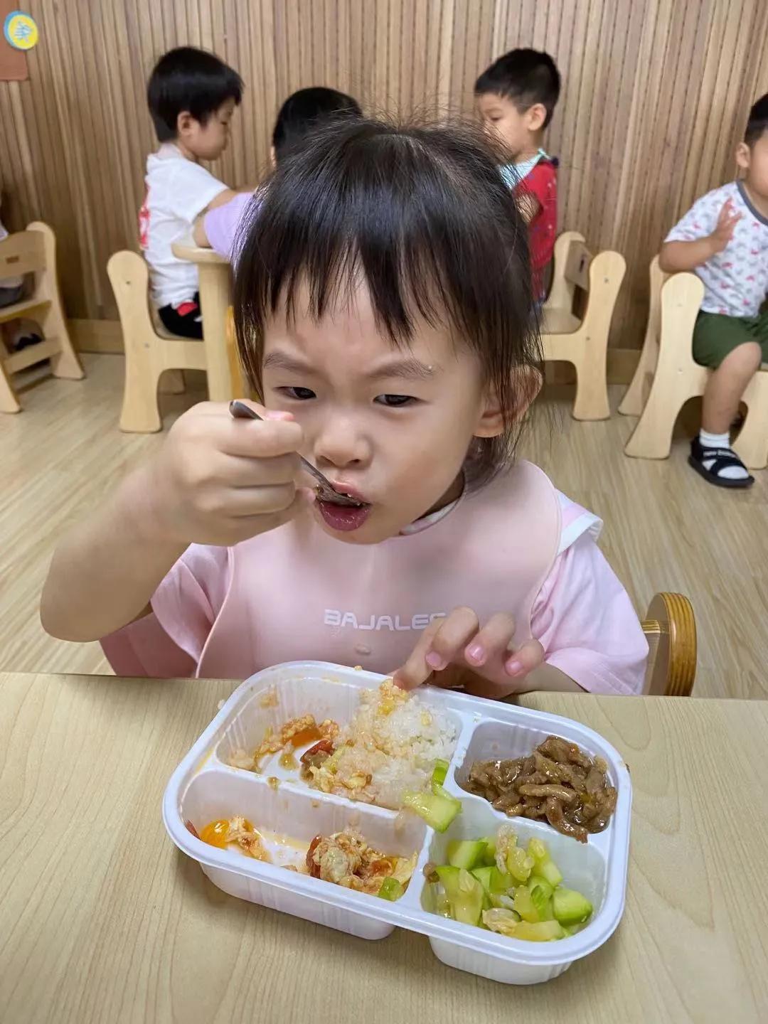 孩子不好好吃饭妈妈能发火吗,孩子不好好吃饭爱生病文案
