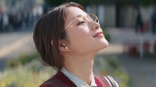 皮肤暗黄暗沉用什么护肤品国货,皮肤暗沉发黄适合什么保养品