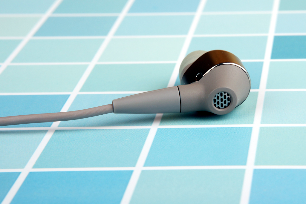 索尼zx300a与xz2,索尼wi-1000x二代测评