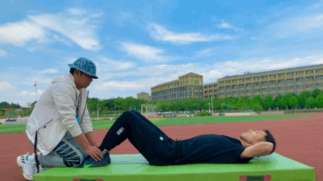 中考体育的正确姿势动作,中考体育考试技巧和方法