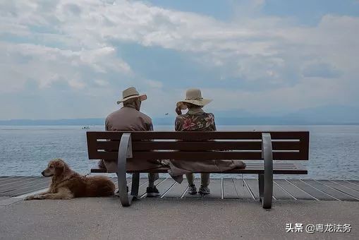 自首后翻供又承认算自首吗,同案判了再自首还可以认定吗