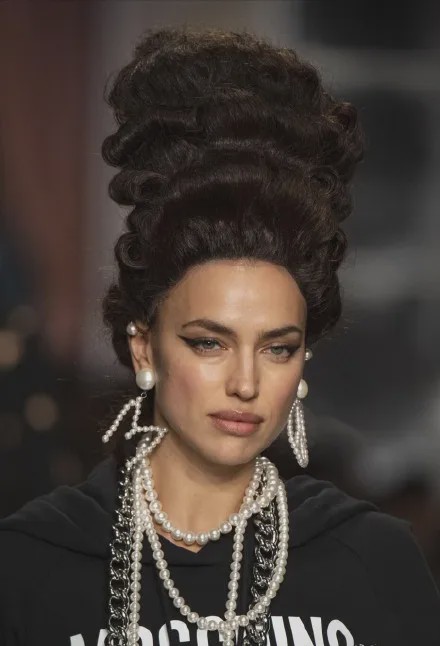 时装周朋友圈,时装周米兰2022