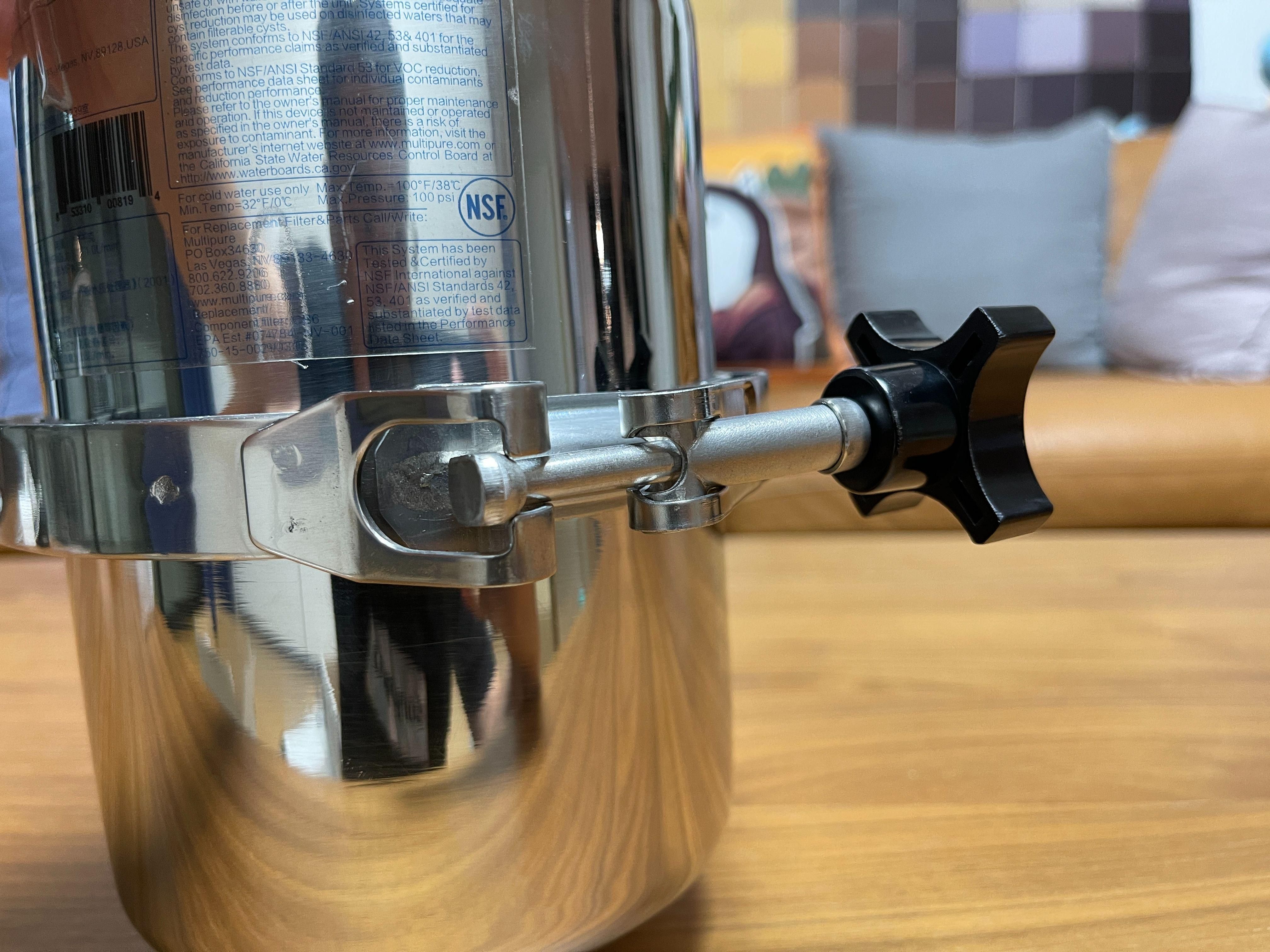 飞机上用的什么品牌的净水器,飞机上的净水器