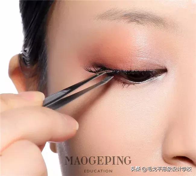 放大双眼眼妆单眼皮怎么画,简单画眼妆教程视频大全