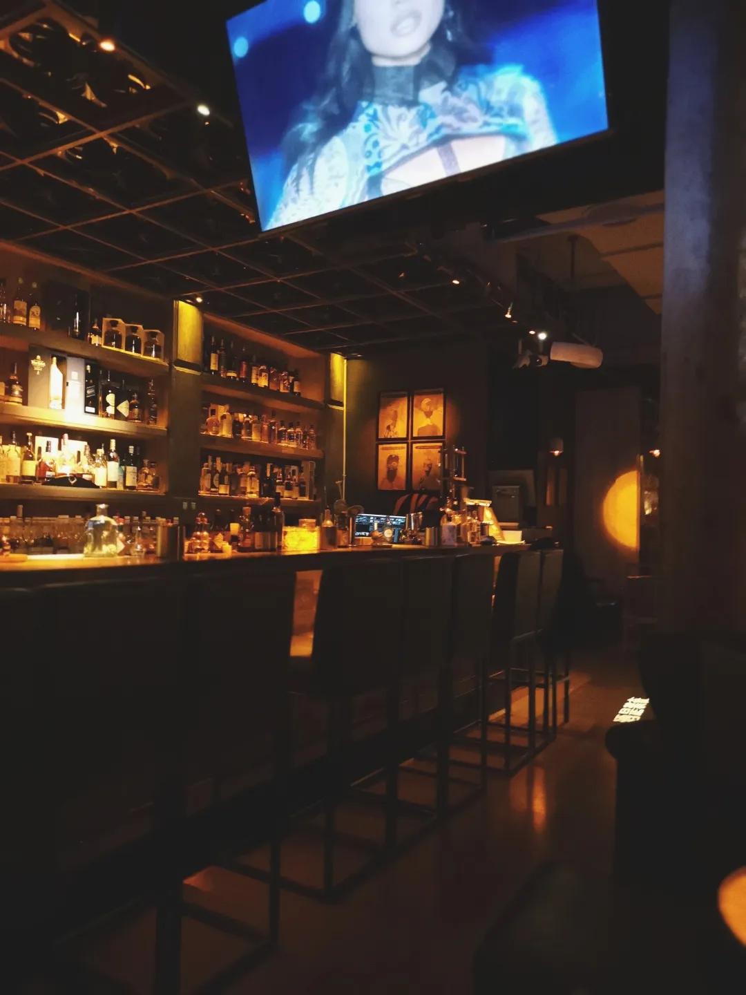 夏日沉醉的夜晚,夏季的夜晚出去走走