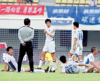 足球场上的球衣号码有什么含义,足球场上的球衣号码