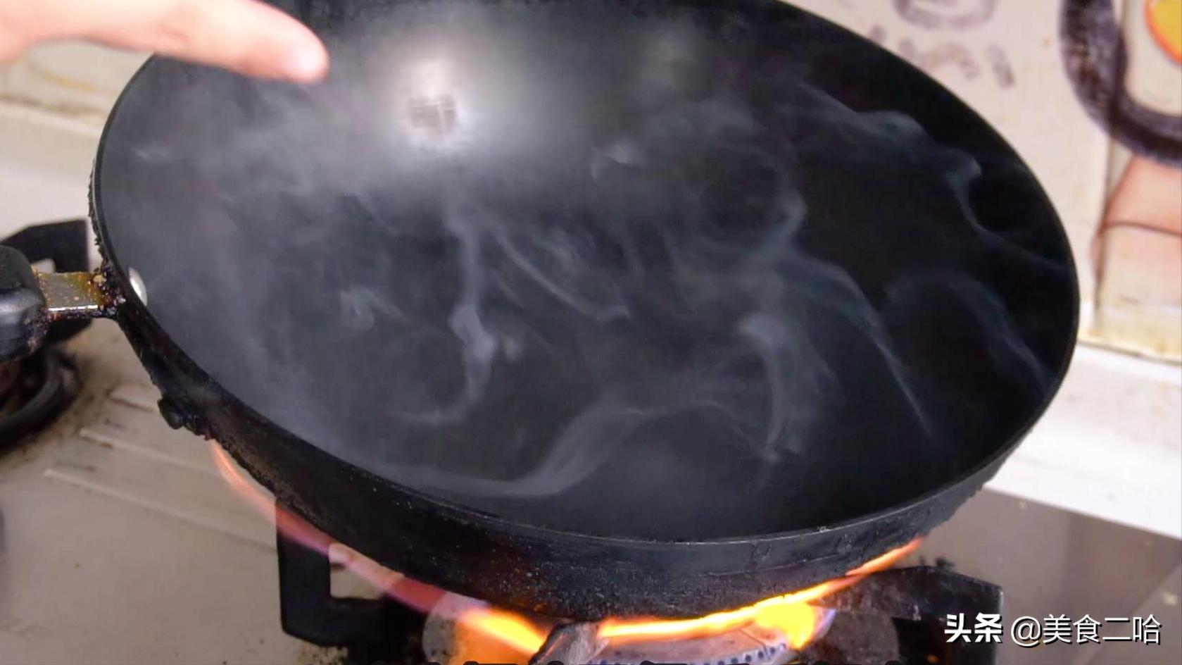 铁锅黑油垢怎么去除小窍门,铁锅清洗黑垢小妙招