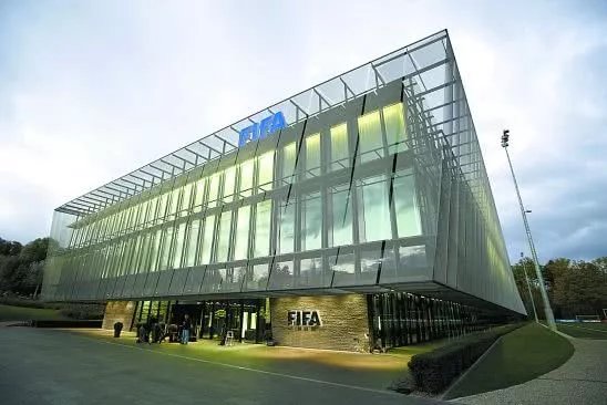 世界足球运动,阿维兰热是个什么人物