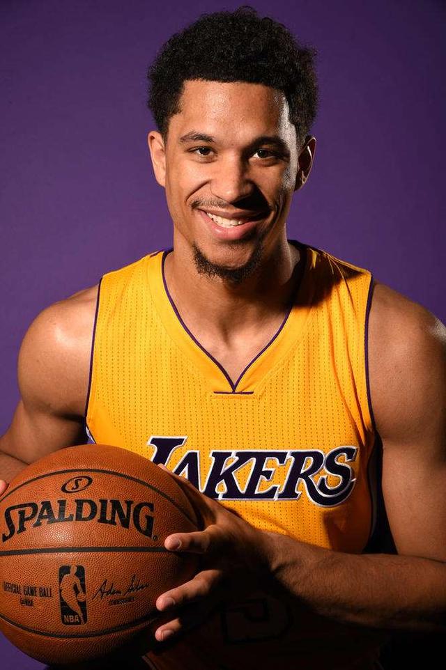 约什哈特个人信息nba,被低估球星