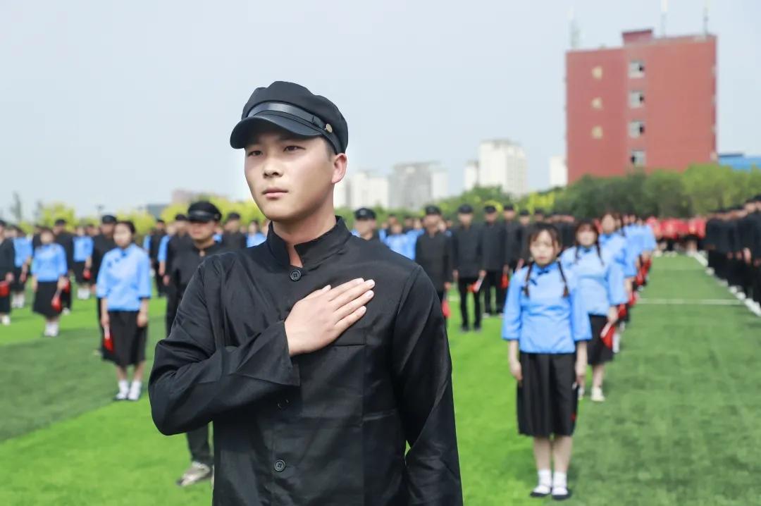 庆祝建党十周年校园艺术节手绘,建党100周年艺术节各个校园展演
