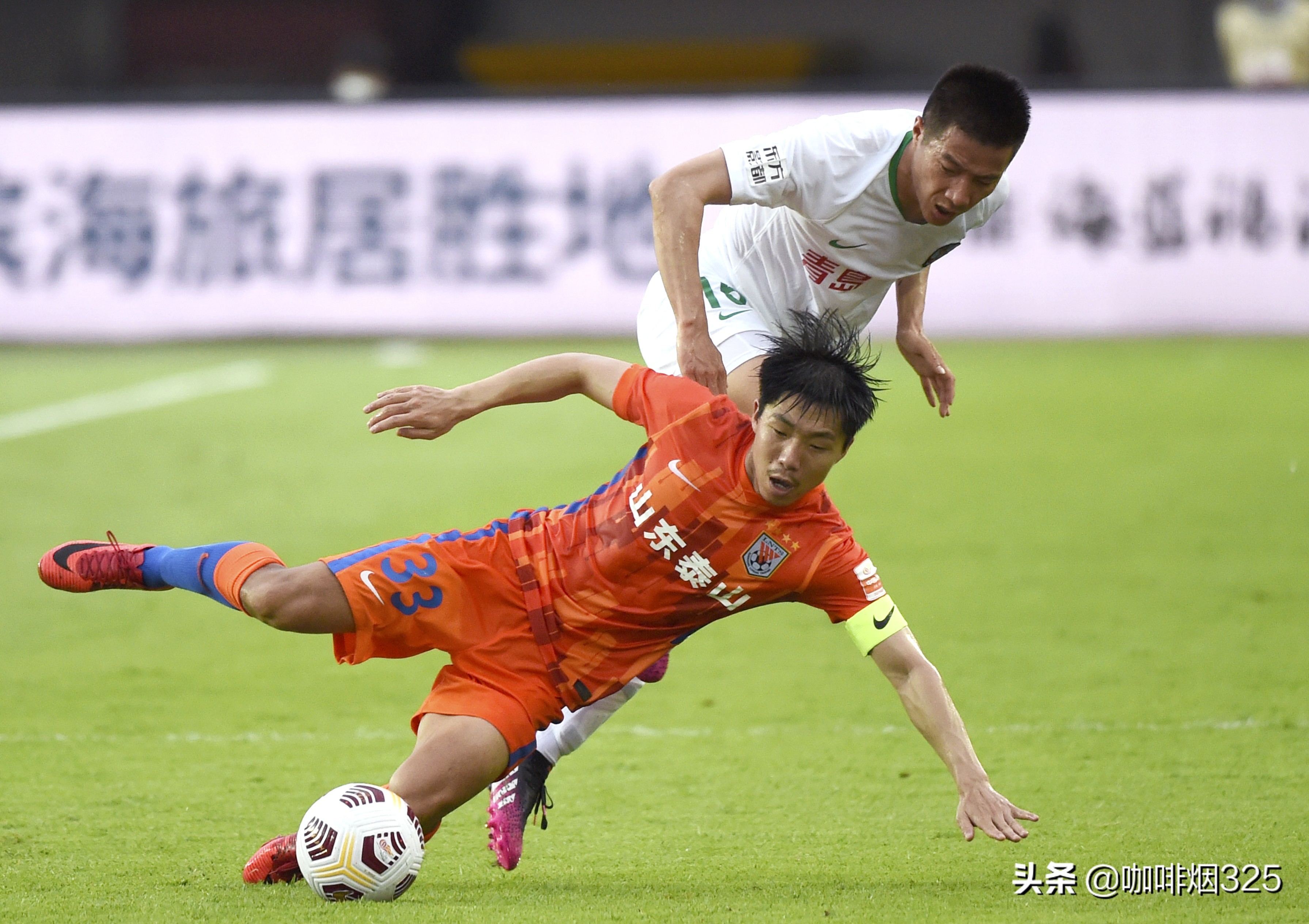 青岛齐鲁德比最新消息,山东德比大逆转青岛