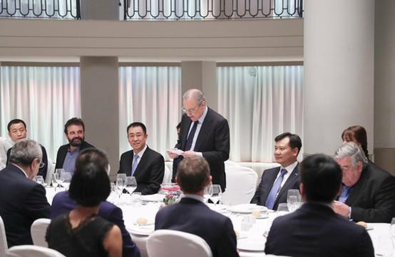 许家印张近东足球,许家印张近东交杯