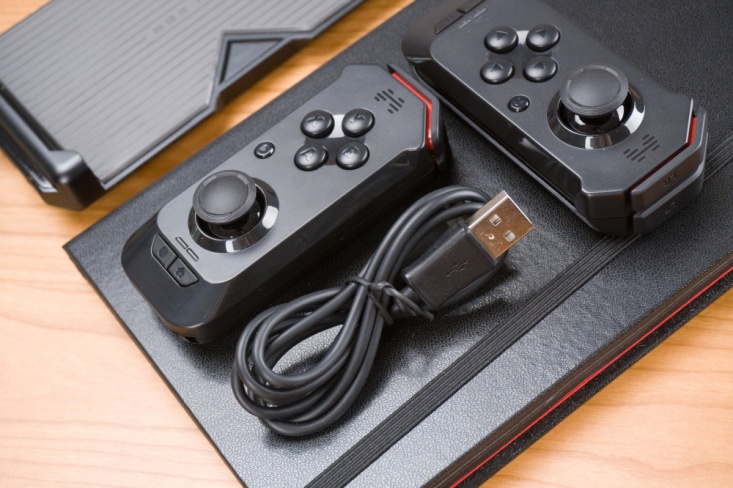 北通h2游戏手柄测评,玩手游有必要买平板吗