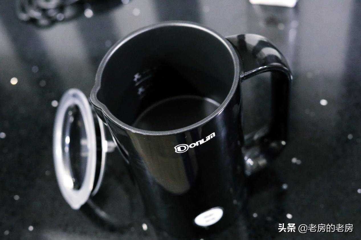 在家喝卡布奇诺，你需要一台什么样的咖啡奶泡机？