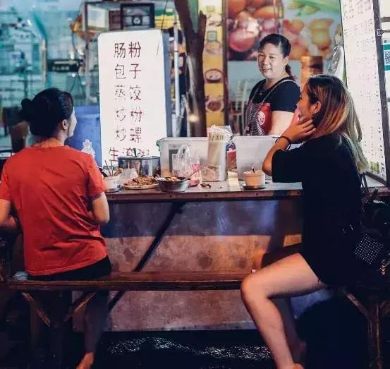 一碗螺蛳粉都吃不完,柳州一天一夜螺蛳粉逛吃攻略