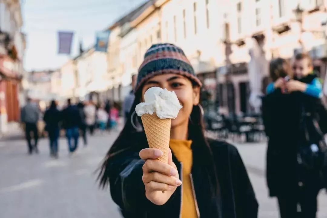 情侣离职旅行国家,情侣辞职骑摩托环游中国