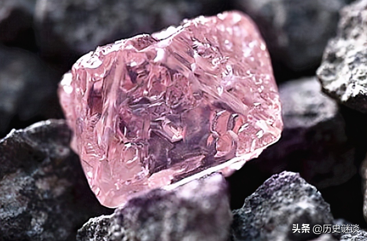 非洲人不解：为何我们的钻石又大又便宜，外来游客怎么都不买？