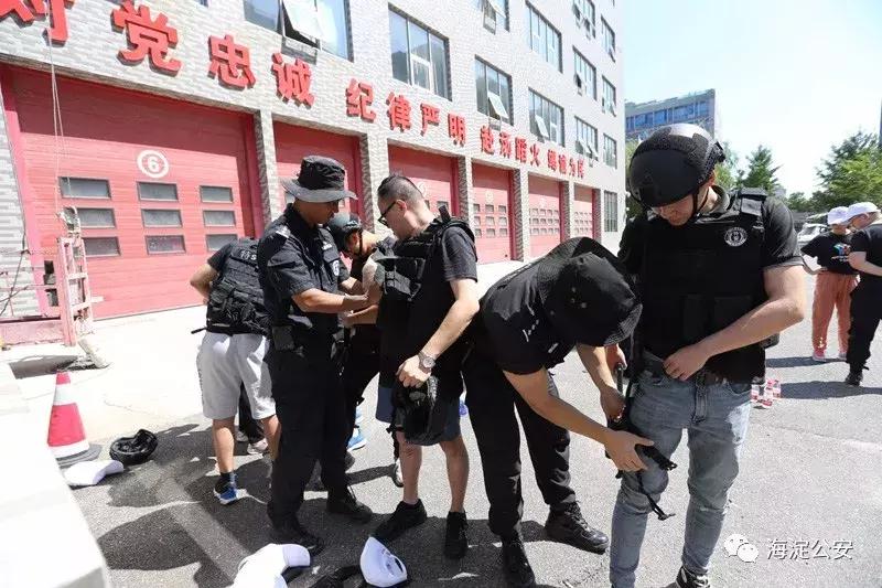 特警魔鬼式训练,普通人感受特警训练