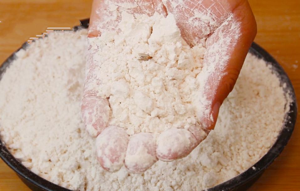 面粉不生虫子的小妙招,面粉夏季怎么不生虫子