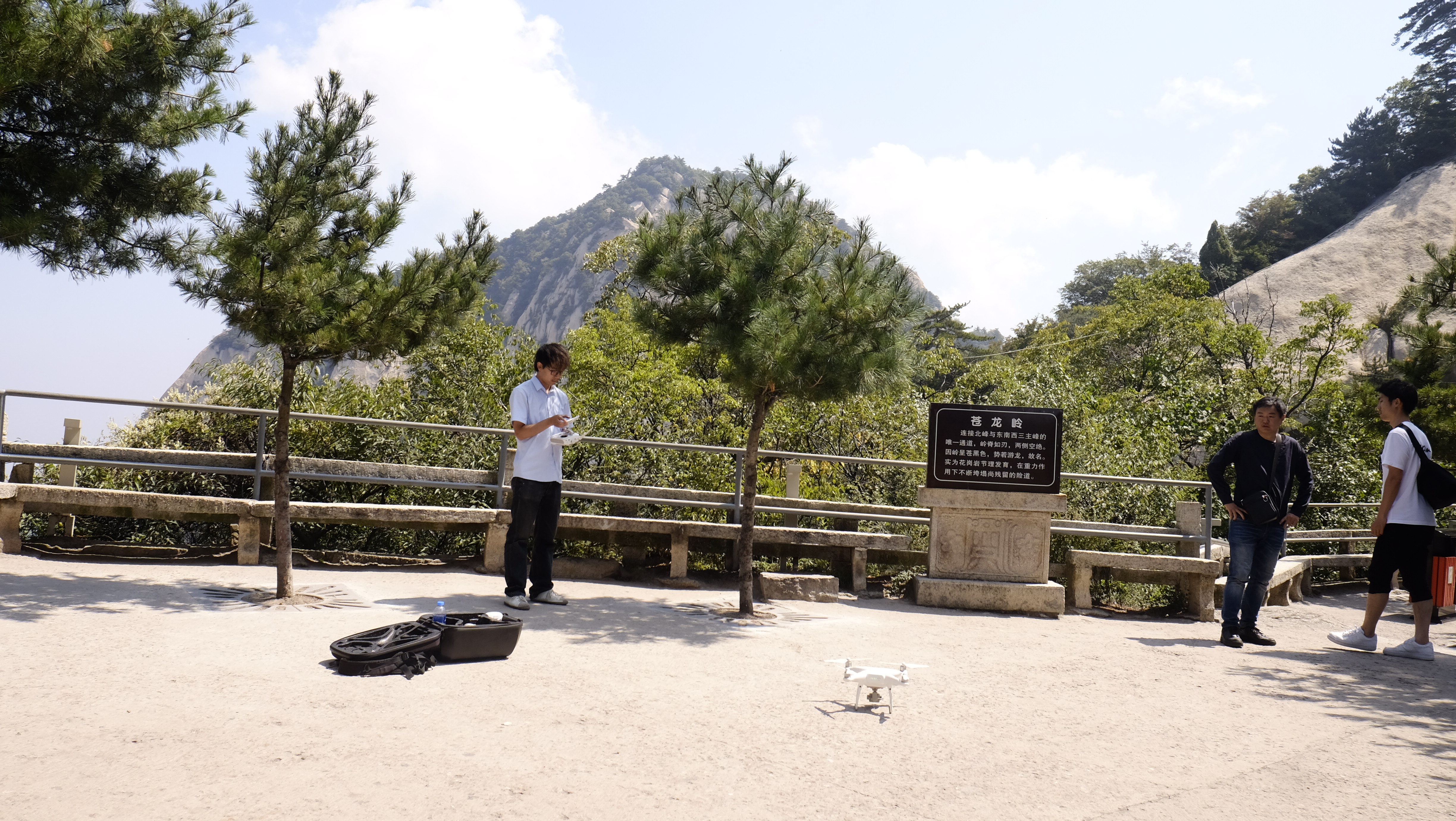 北上西下华山有危险的地方吗,恐高华山攻略