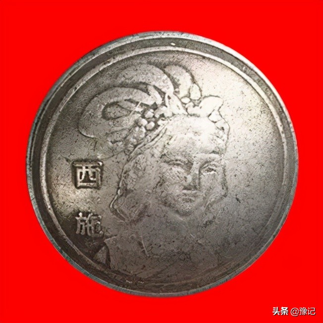 安阳出了个纽扣收藏家，三十公斤藏品藏着大世界|豫记