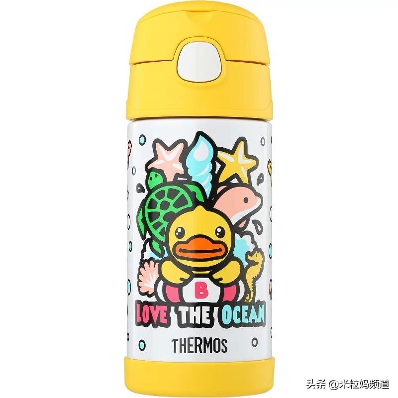 杯子怎么才能让孩子爱喝水,用什么水杯才能让小孩喜欢喝水