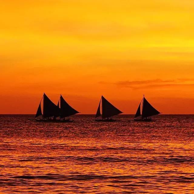 想等一个人一辈子的句子,2019最后一天希望你能陪我一起过