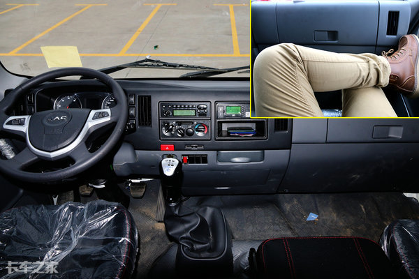 尺寸宽大舒适性高，江淮帅铃绿通版轻卡跟车体验