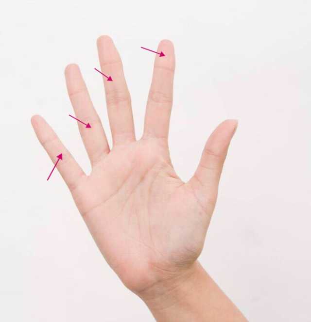 男生怎么拿吹风筒吹出好看的发型,发型师怎么设计发型男士