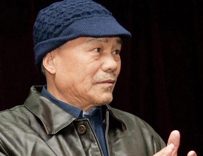 廉吏于成龙李万年版03集免费观看,于成龙十大感人照片