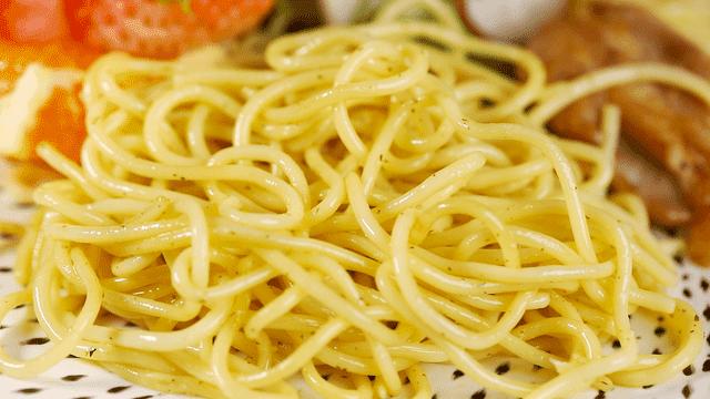 13000㎡运动餐厅，包足球场，打卡网红玻璃屋，集装箱，涂鸦楼梯