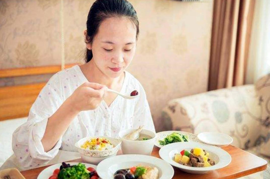 怀孕7个月左右，孕妈要做到“3个关注”，对自己和胎儿都有好处