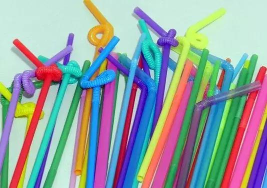 2020新版限塑令吸管,限塑令告别塑料吸管