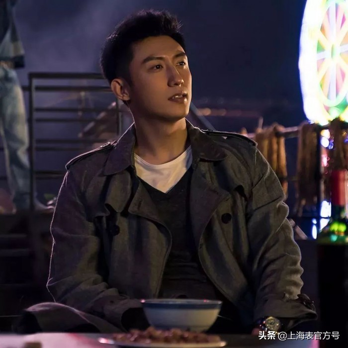 你看飞驰人生紧张刺激，我看飞驰腕表精彩熠熠