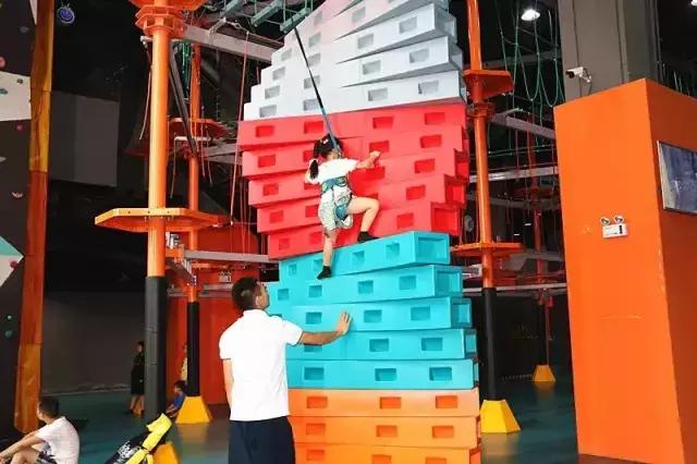 嗨马乐动室内潮玩娱乐嘉年华,嗨马乐动室内运动嘉年华新城区