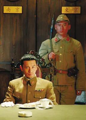 当我读《风声》时，我在读什么？