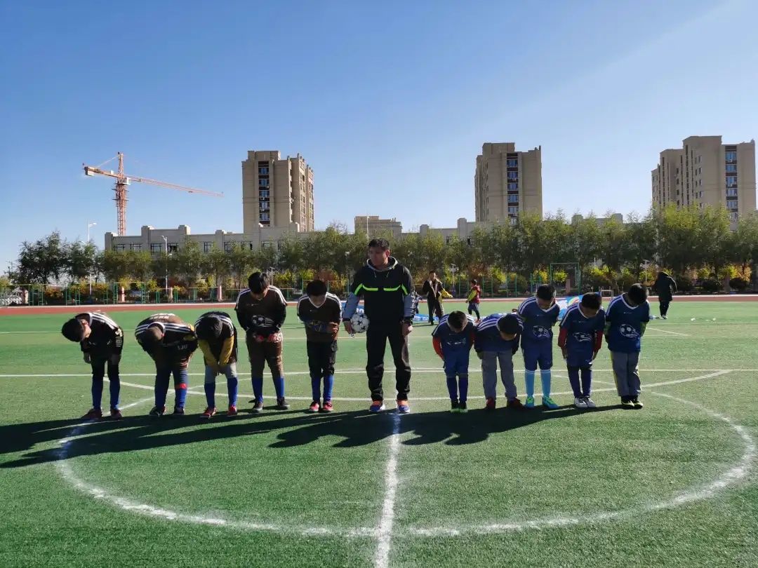 促进体育发展传承足球精神壹基金壹乐园绿茵小将通榆县足球联赛