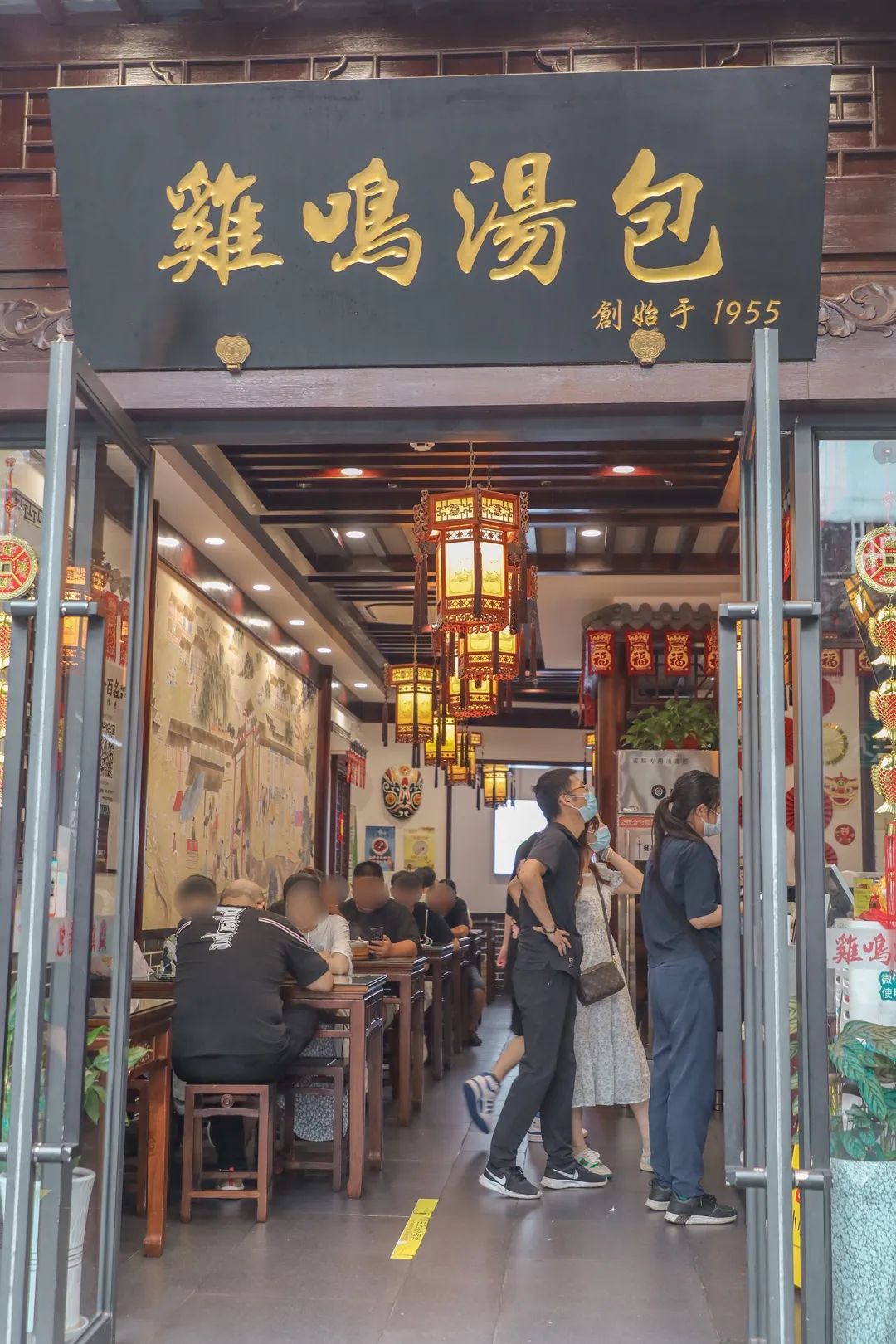 100元带你吃遍南*夫子京**庙！逛吃逛吃撑到走不动
