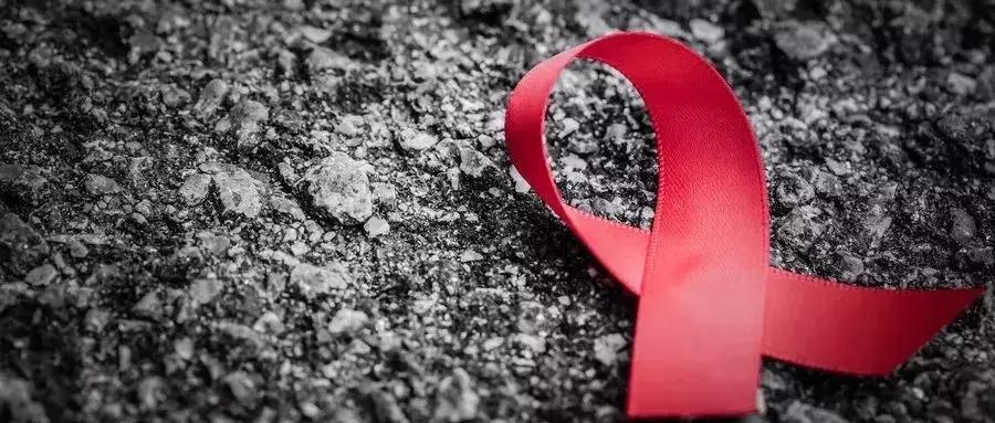 千万不要拿命去爱一个人,千万不要拿感情跟生命开玩笑