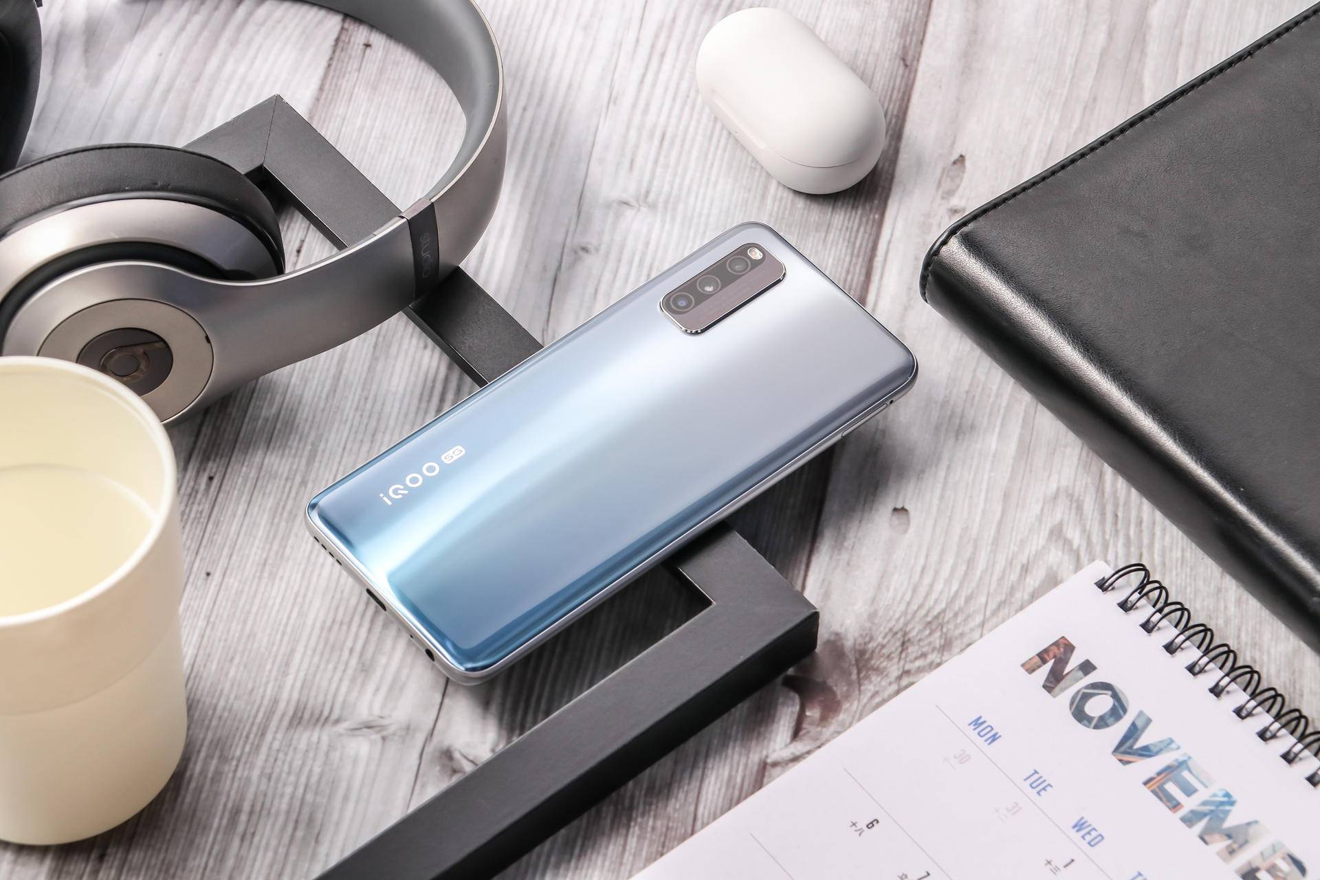 夏天来了又到了手机发热的时候了,夏天来了你们的手机发热严重吗