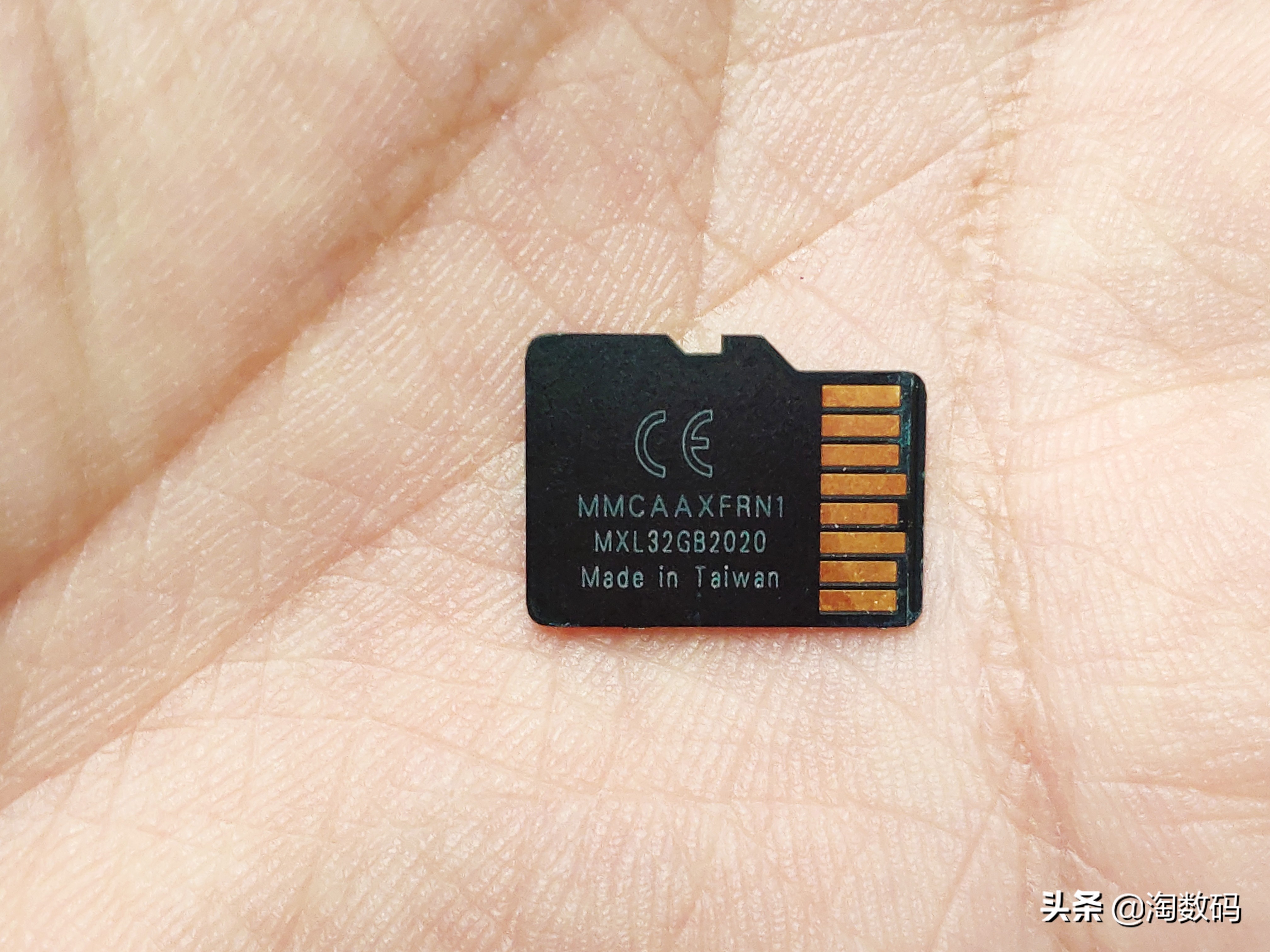 廉价数码晒单：9.9元入手32GB天猫联名版TF卡，拆箱+速率实测送上