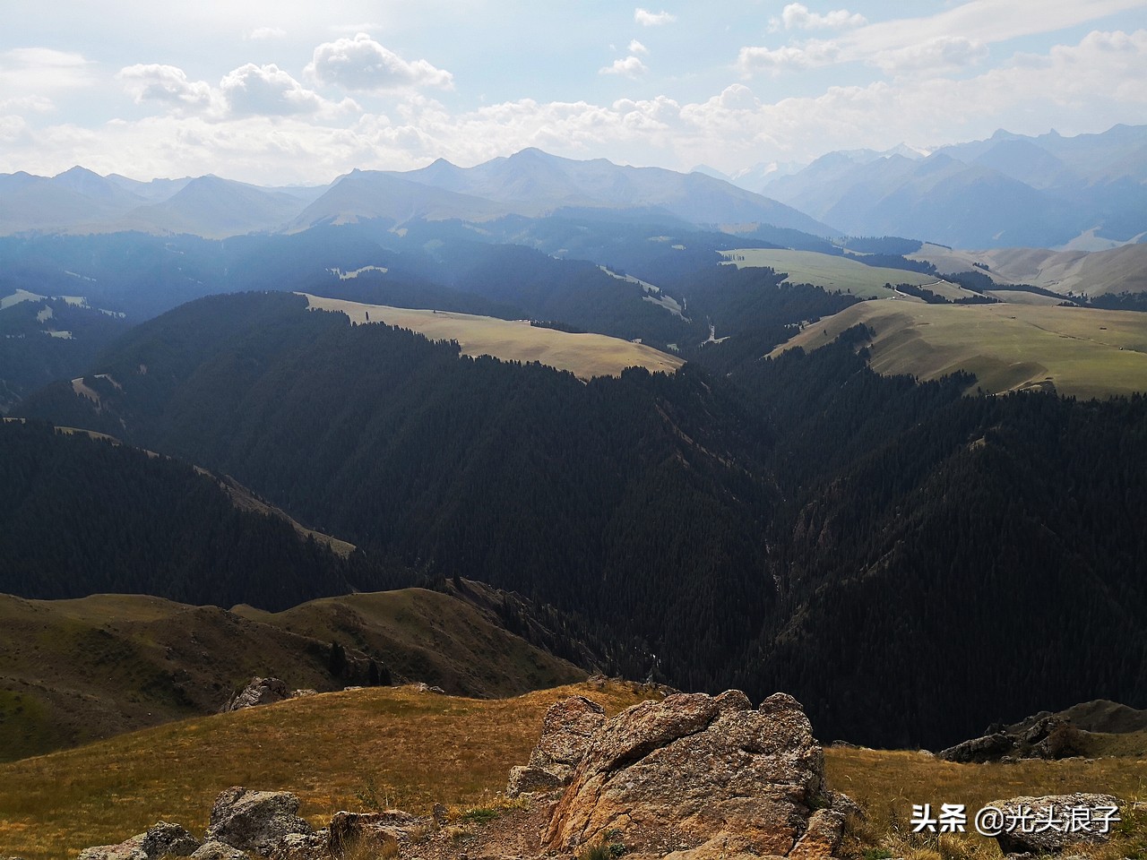 世界自然遗产地喀拉峻大草原,来新疆感受大自然的喀拉峻大草原