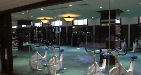 世界顶级豪门足球俱乐部训练基地,奢侈浪费