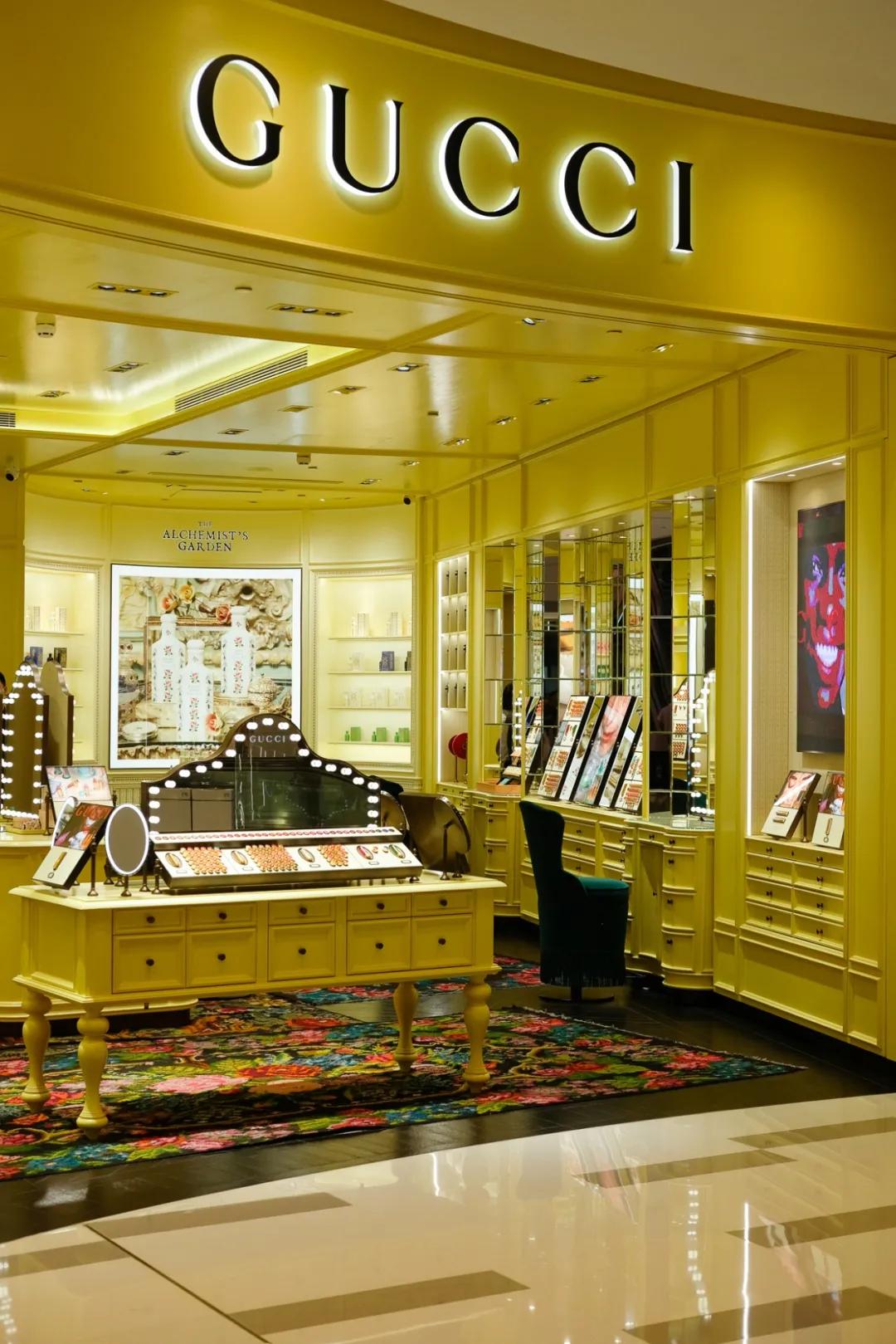 购物指南 | 轻松get顾佳式穿搭，并附越买越省的秘笈